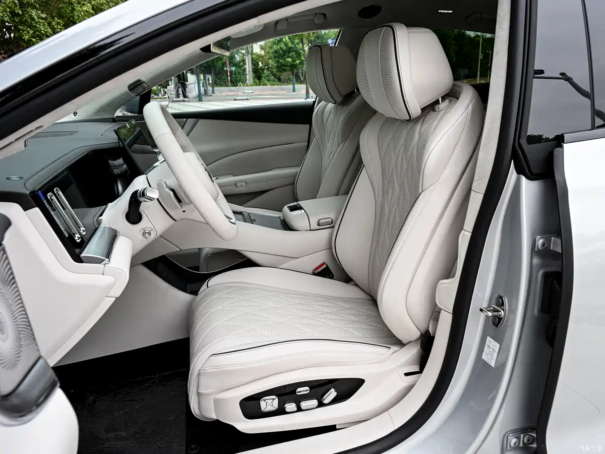 Denza Z9S ซีดานไฟฟ้าจาก BYD